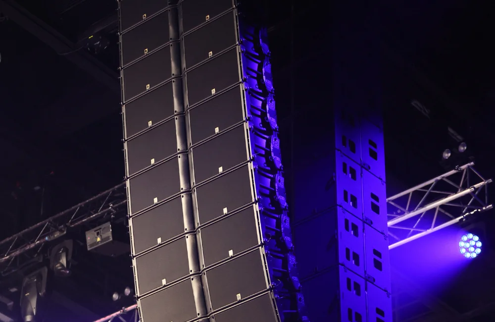 ลำโพง Line Array คืออะไร