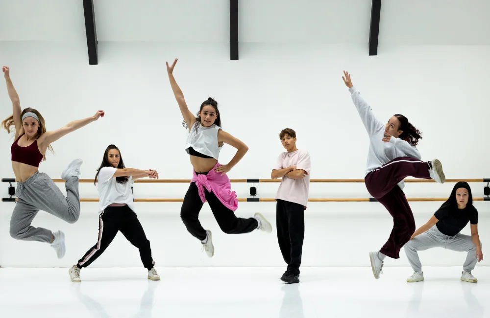 สังคมเพื่อนเต้น